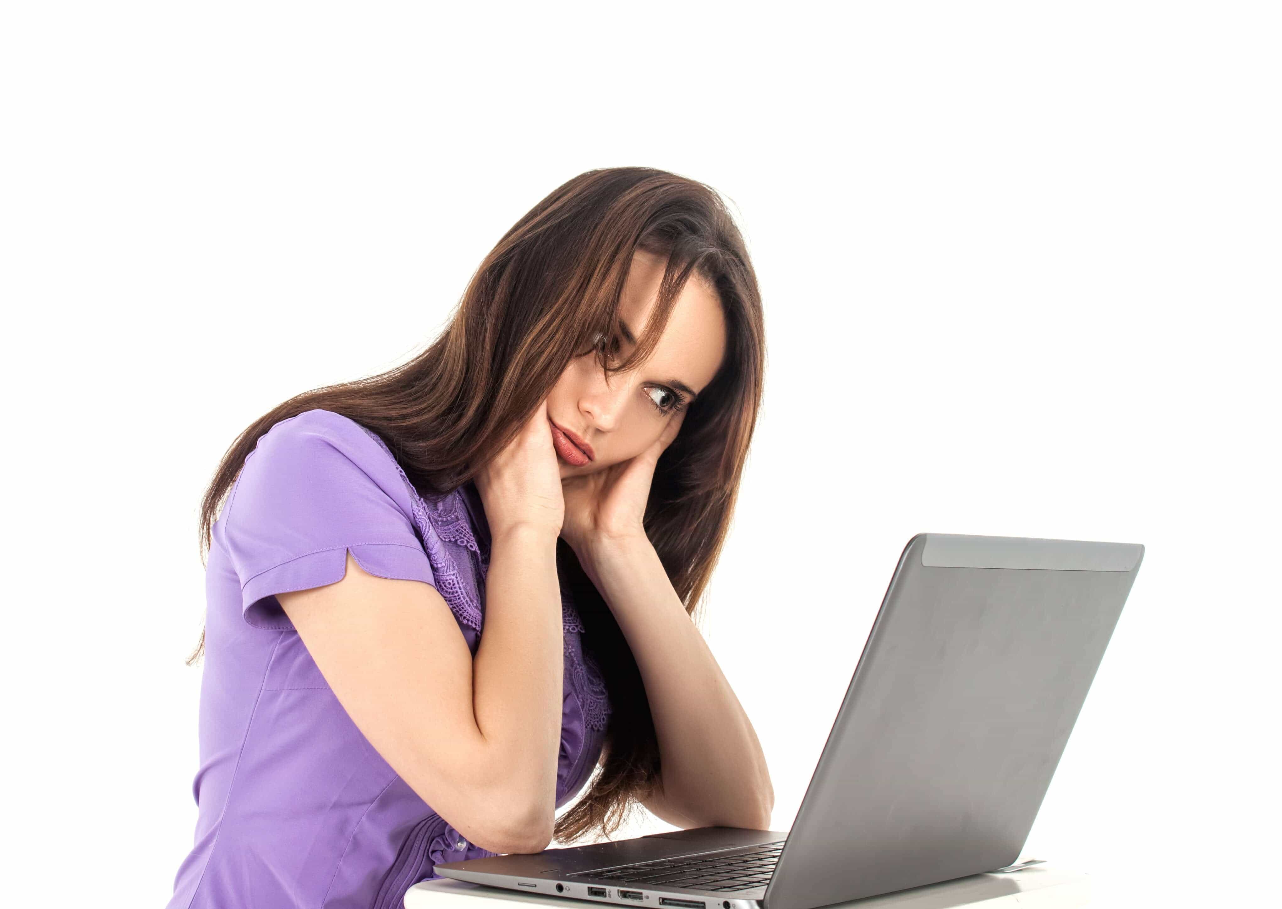 digital screen eye strain headache